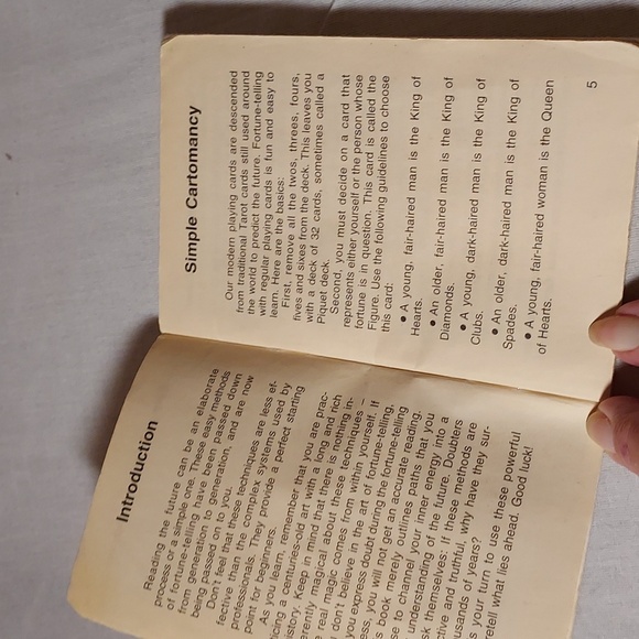 Vintage 1996 The Little Book Of Fortune Telling Mini Size - Picture 5 of 7